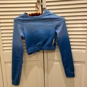 Gym shark blue top